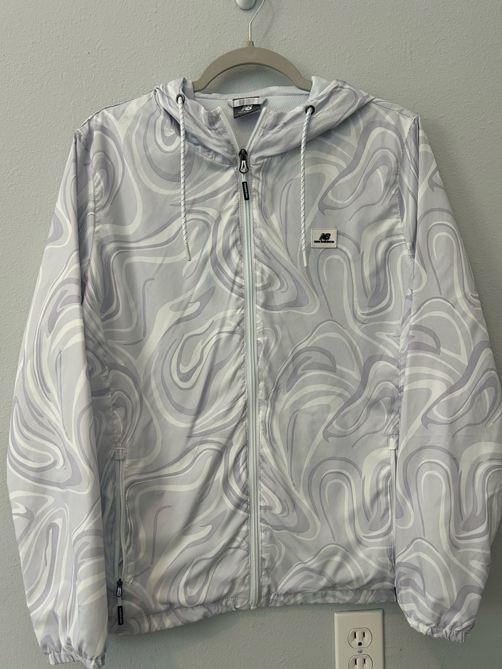 New Balance White & Light purple Swirl Hooded Windbreaker